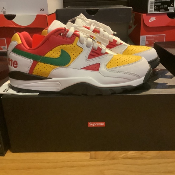 NWT Supreme Nike Air Cross Trainer 3 Low Mens Size 8 - Picture 1 of 14